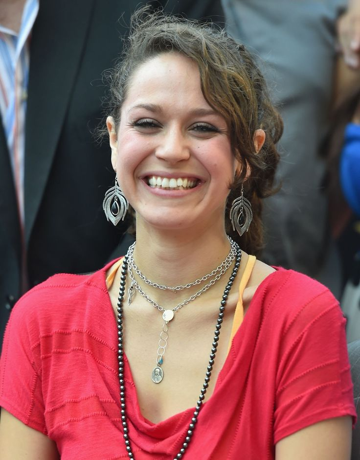 Who is Jesse Belle Deutschendorf Her Untold Story in 2026 Jesse Belle Deutschendorf Biography: From Aspen Roots to Global Spaces